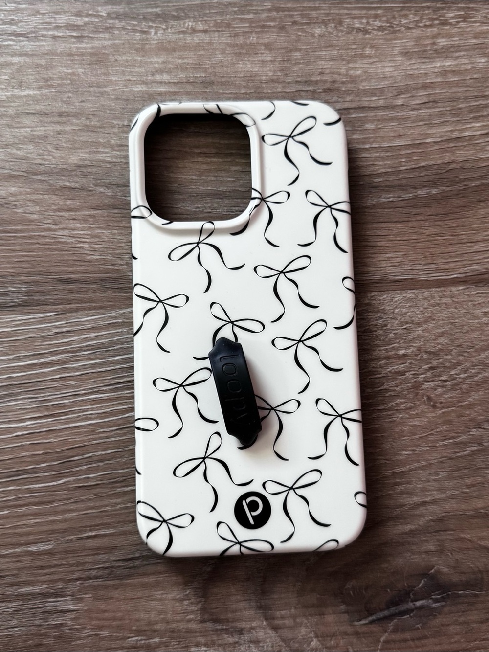 iPhone 15 Pro Max Loopy Case